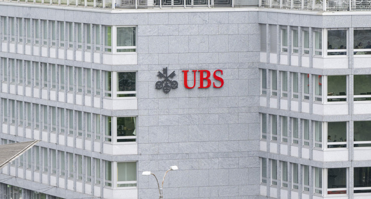 UBS demeure vulnérable, malgré des fonds propres suffisants